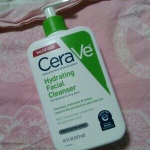 NWT! - CeraVe Hydrating Facial Cleanser